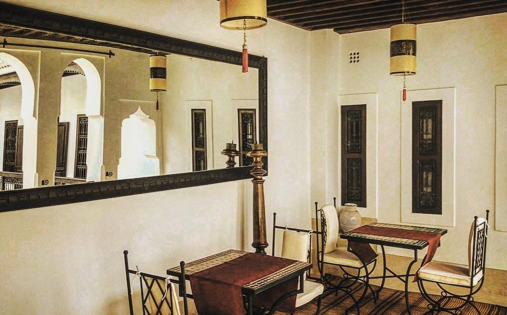 Riad Les 5 Soeurs Маракеш Екстериор снимка